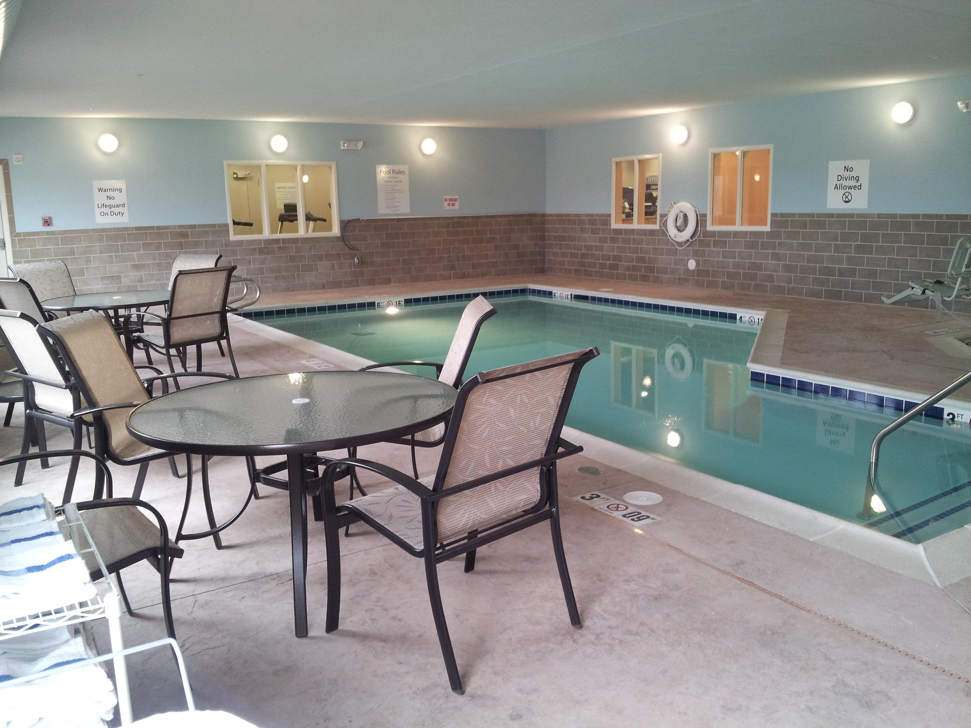 Holiday Inn Express - Albert Lea By Ihg Экстерьер фото